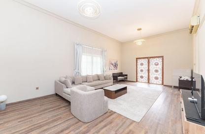 Villa - 3 Bedrooms - 4 Bathrooms for rent in Al Quoz 4 Villas - Al Quoz 4 - Al Quoz - Dubai