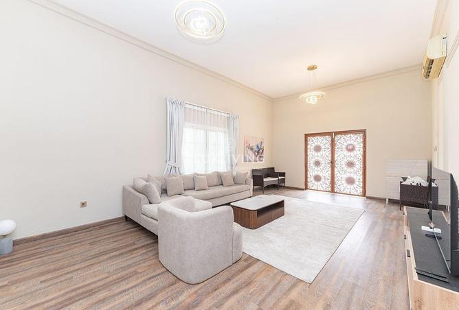 114602845 - Property Image 3