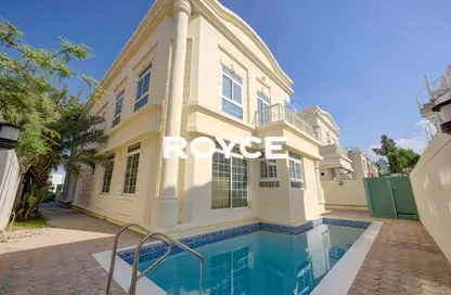 فيلا - 5 غرف نوم - 6 حمامات للايجار في فلل الجميرا 2 - جميرا 2 - جميرا - دبي