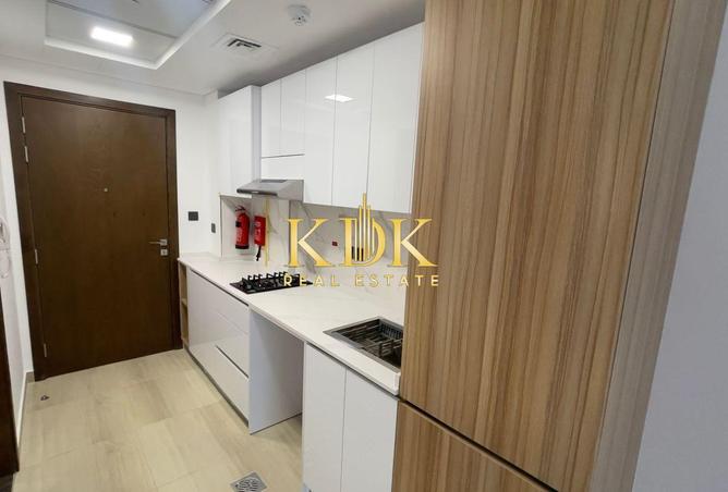 76965655 - Property Image 3