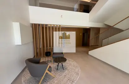 Apartment - 3 Bedrooms - 3 Bathrooms for rent in The Gardens Building 28 - The Gardens Buildings - The Gardens - Dubai