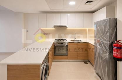 Apartment - 2 Bedrooms - 2 Bathrooms for rent in Radiant Square - City Of Lights - Al Reem Island - Abu Dhabi