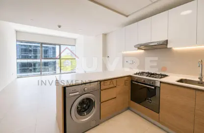 Apartment - 2 Bedrooms - 2 Bathrooms for rent in Radiant Square - City Of Lights - Al Reem Island - Abu Dhabi