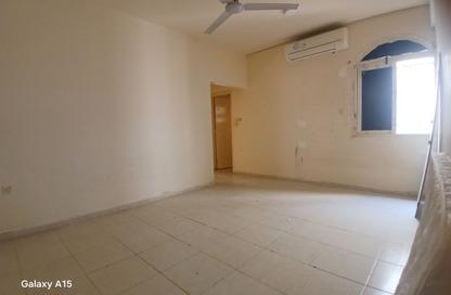 Apartment - 1 - 1 for rent in Muwaileh Commercial - Sharjah