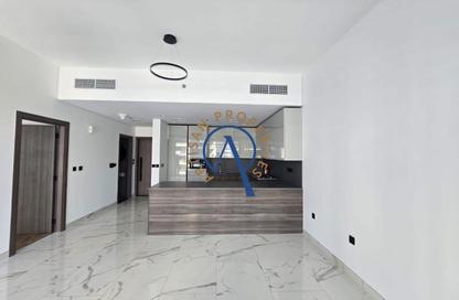 Apartment - 1 Bedroom - 2 Bathrooms for rent in Royal Regency - Business Bay - Dubai Apartment - 1 Bedroom - 2 Bathrooms for rent in Royal Regency - Business Bay - Dubai