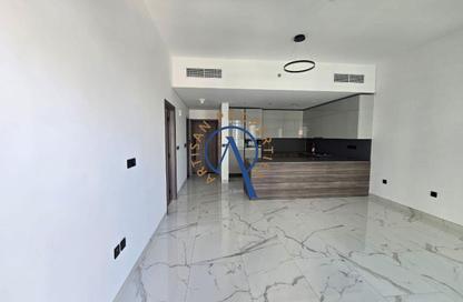 Apartment - 1 Bedroom - 2 Bathrooms for rent in Royal Regency - Business Bay - Dubai Apartment - 1 Bedroom - 2 Bathrooms for rent in Royal Regency - Business Bay - Dubai