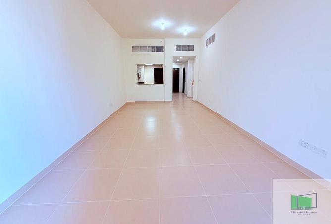 74249853 - صورة العقار 3