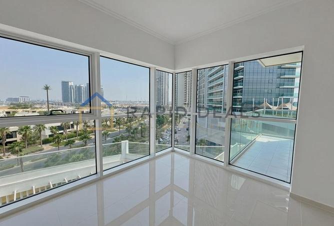 74243328 - Property Main Image