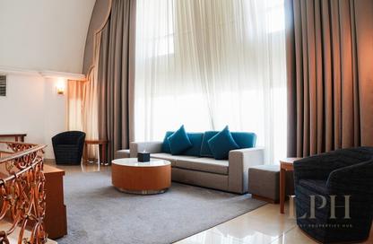 Apartment - 4 - 5 for rent in Swissotel Al Murooj - Downtown Dubai - Dubai