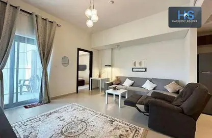 شقة - 2 غرف نوم - 3 حمامات للايجار في عزيزي برتون - الفرجان - دبي