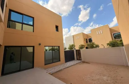 فيلا - 4 غرف نوم - 5 حمامات للايجار في مدينة الشارقة المستدامة - الشارقة