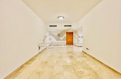 Apartment - 1 Bedroom - 2 Bathrooms for rent in Sheikh Zayed Road - Dubai