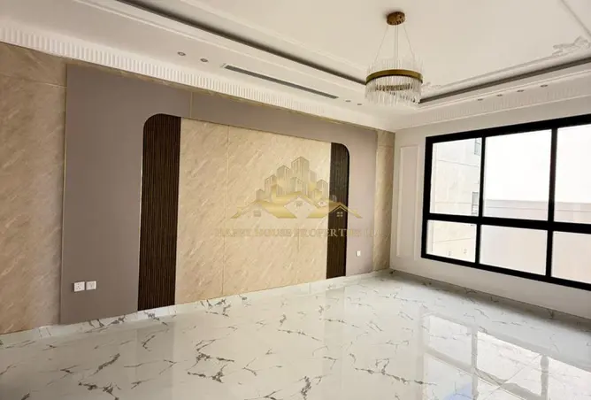 163697735 - صورة العقار 2