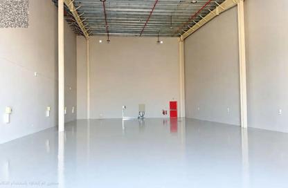 Warehouse - Studio - 1 for rent in Umm Al Thuoob - Umm Al Quwain