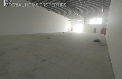 Warehouse - Studio - 1 Bathroom for rent in Umm Al Thuoob - Umm Al Quwain