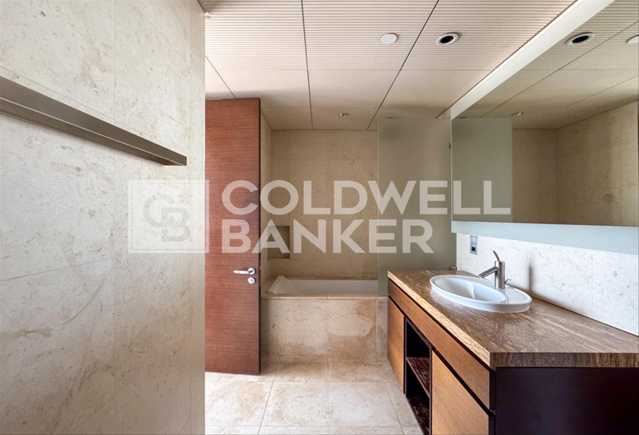 Best 2 Bedroom Type F | Full Fountain View photo 24