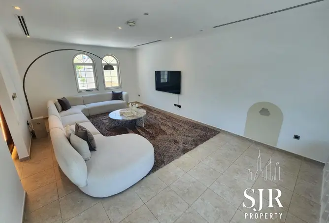 166521874 - Property Image 3