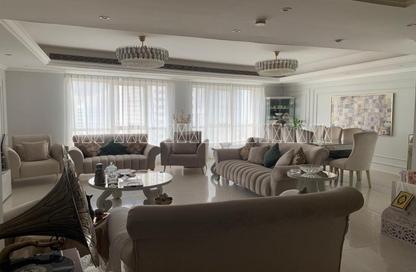Apartment - 4 Bedrooms - 5 Bathrooms for sale in Al Majaz 3 - Al Majaz - Sharjah