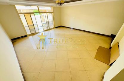 Villa - 4 Bedrooms - 5 Bathrooms for rent in Jumeirah 2 Villas - Jumeirah 2 - Jumeirah - Dubai