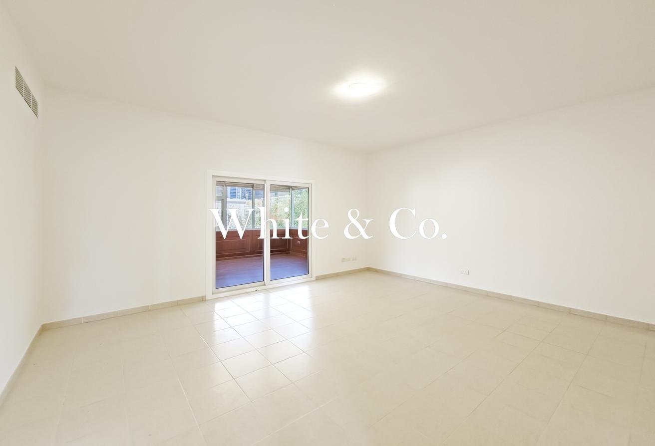 Meadows 1 | 4 Bed + Maids | Available Now photo 13