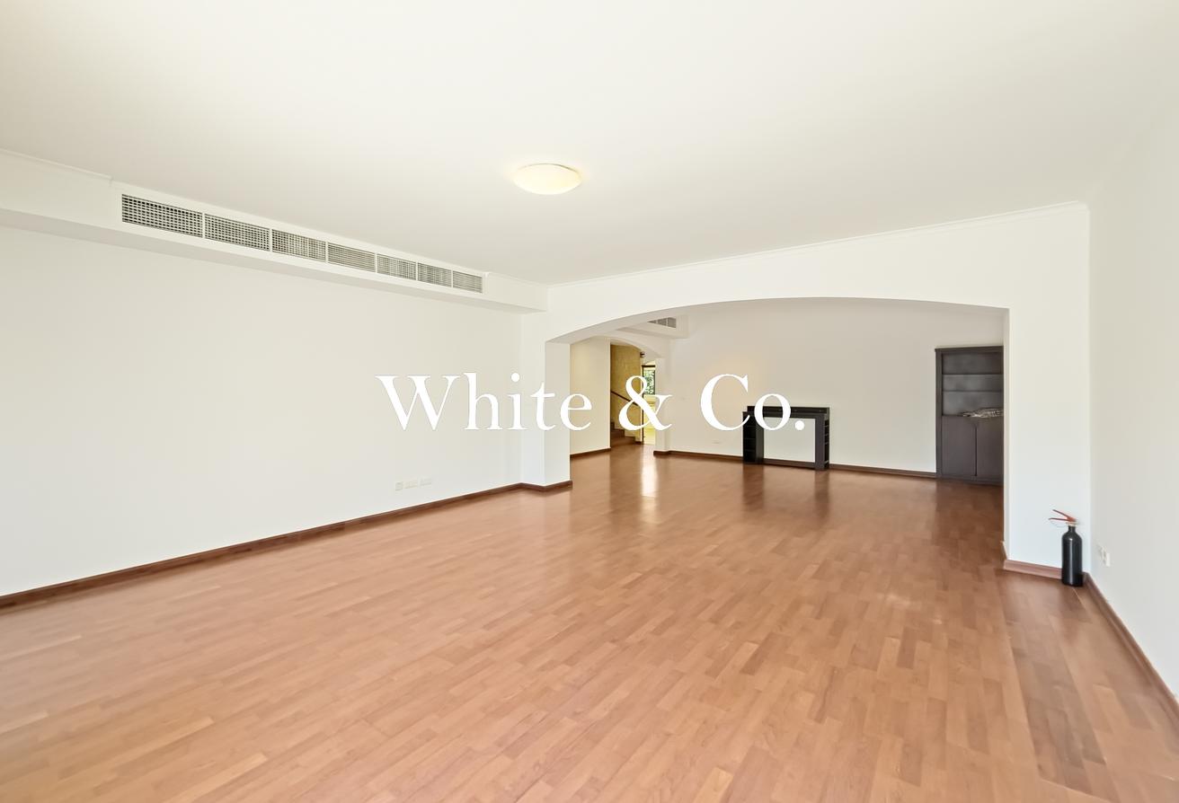 Meadows 1 | 4 Bed + Maids | Available Now photo 18