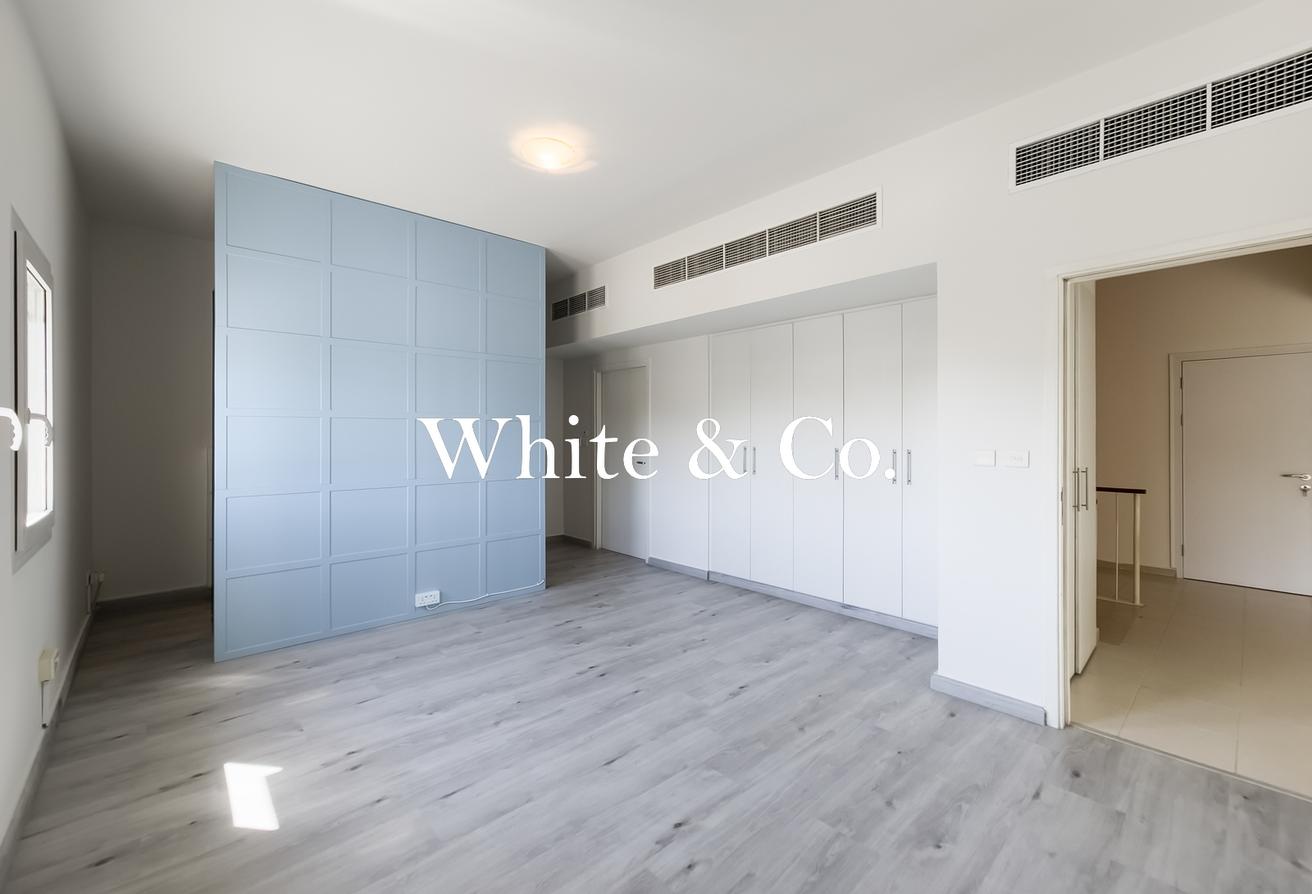 Meadows 1 | 4 Bed + Maids | Available Now photo 6