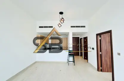 شقة - غرفة نوم - 2 حمامات للايجار في جميرا جاردن سيتي - السطوة - دبي