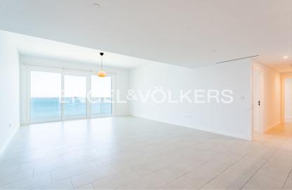 Apartment - 3 Bedrooms - 4 Bathrooms for rent in La Vie - Jumeirah Beach Residence - Dubai