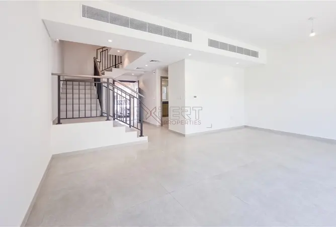 158711000 - Property Image 2
