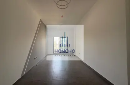 Apartment - 2 Bedrooms - 3 Bathrooms for rent in Jumeirah Garden City - Al Satwa - Dubai