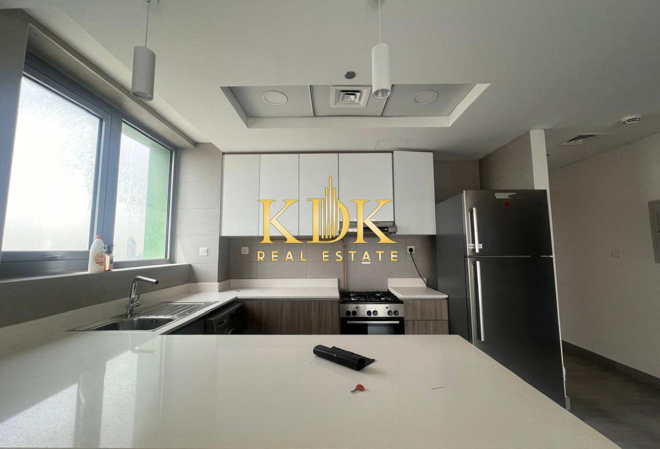 1BR | Alpha Green Tower | Skyline View Balcony photo 7