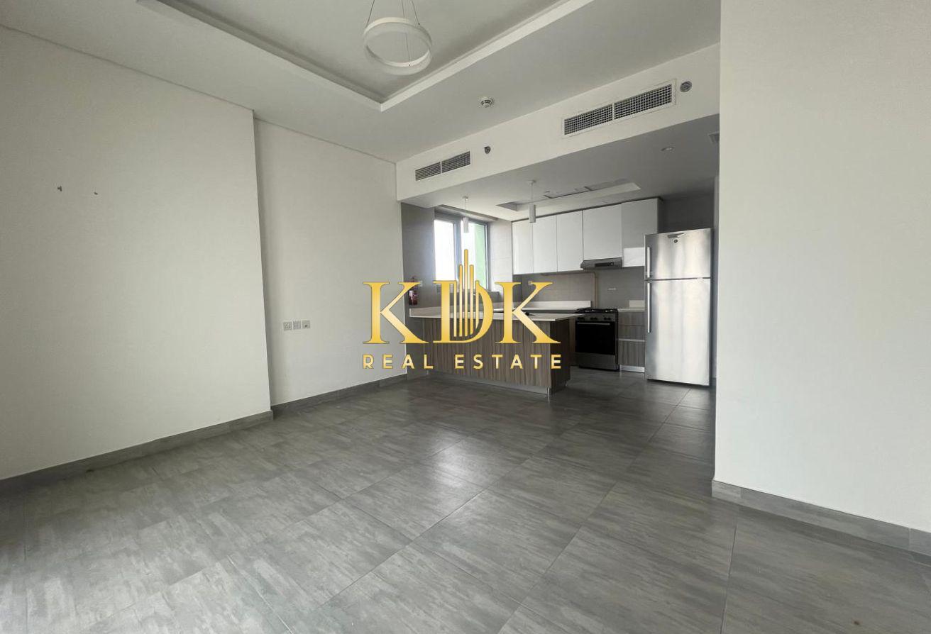 1BR | Alpha Green Tower | Skyline View Balcony photo 5