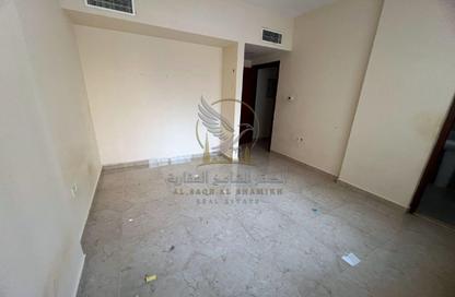 Apartment - 1 - 2 for rent in Al Qulaya'ah - Al Sharq - Sharjah Apartment - 1 - 2 for rent in Al Qulaya'ah - Al Sharq - Sharjah