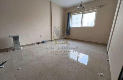 Apartment - 1 - 2 for rent in Al Qulaya'ah - Al Sharq - Sharjah Apartment - 1 - 2 for rent in Al Qulaya'ah - Al Sharq - Sharjah