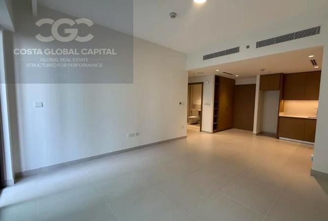 Elegant 1BR | Creek Beach | Vacant Ready photo 3