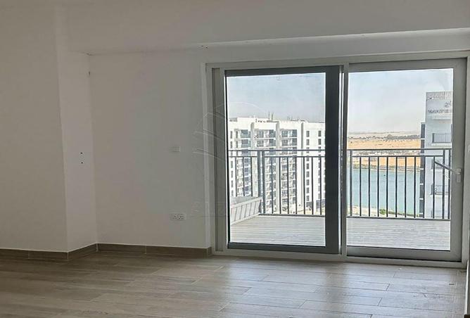 103705389 - Property Image 3