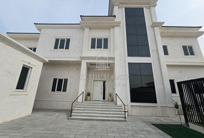 76992705 - Property Image 2