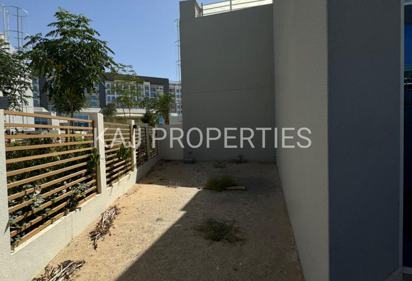 1 BED | STYLISH CORNER LOFT VILLA photo 4
