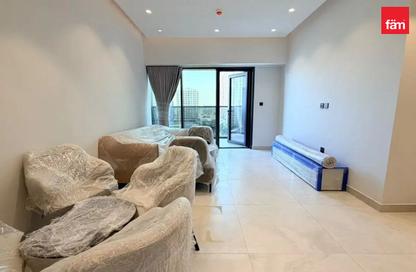 Apartment - 2 - 2 for rent in Elbrus Tower - District 4 - Jumeirah Village Triangle - Dubai