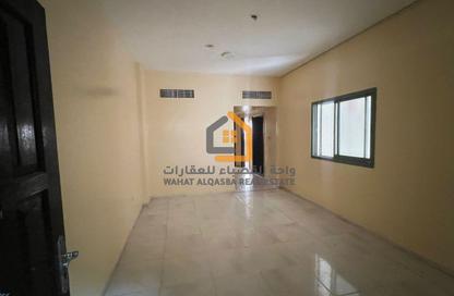 Apartment - 2 Bedrooms - 2 Bathrooms for rent in Qasimia 10 building - Al Mahatta - Al Qasimia - Sharjah