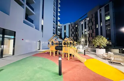 شقة - غرفة نوم - 2 حمامات للايجار في سما الجداف - الجداف - دبي