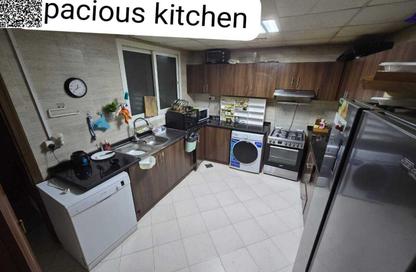 Apartment - 2 Bedrooms - 3 Bathrooms for sale in Oasis Tower - Al Rashidiya 1 - Al Rashidiya - Ajman