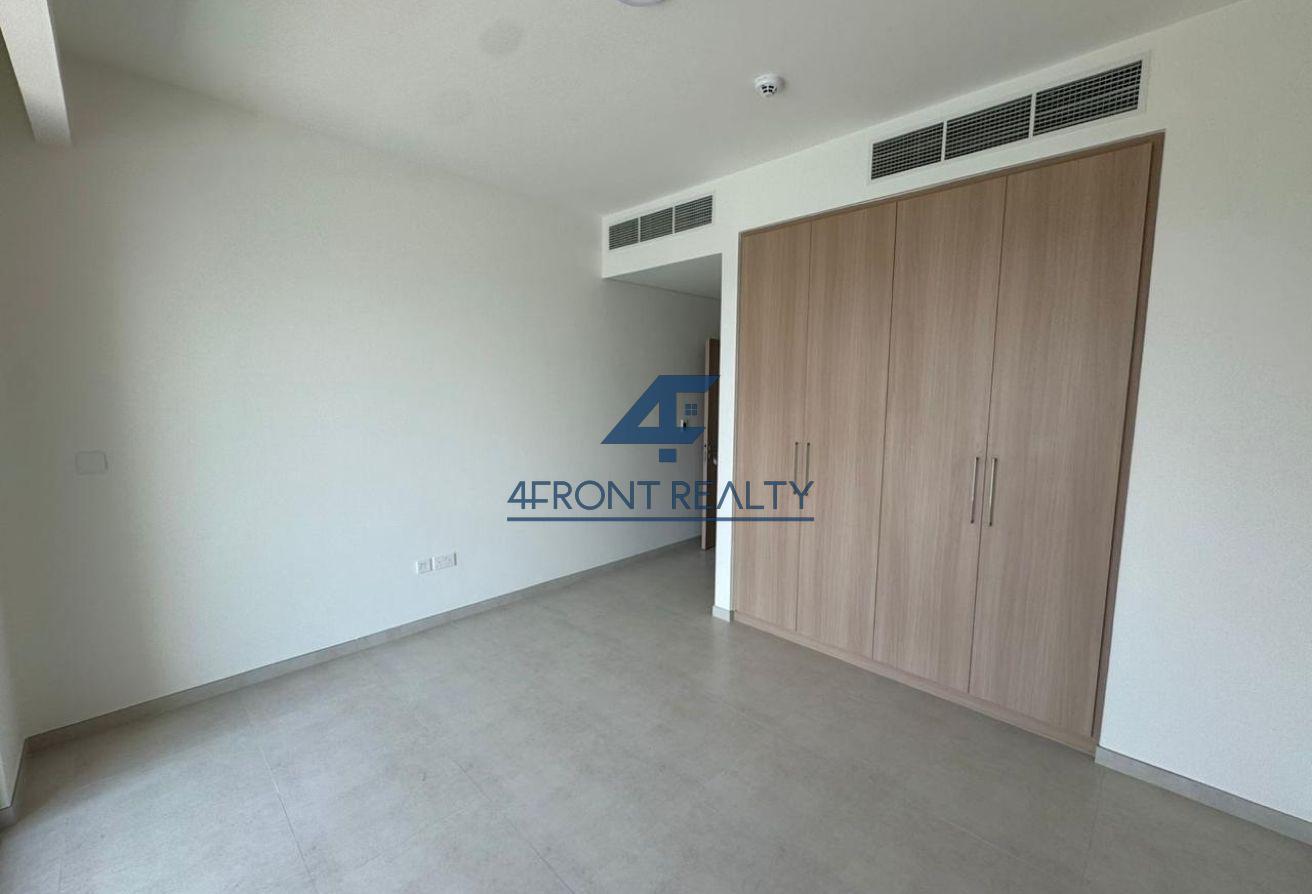 Central Park Backing|Opposite Pool| Expansive Plot photo 11