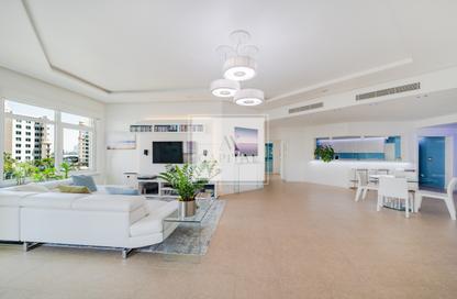 Apartment - 3 - 4 for sale in Jash Hamad - Shoreline Apartments - Palm Jumeirah - Dubai