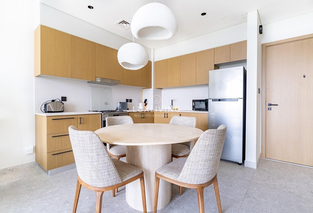 Fully Furnished | Golf Course View | Available photo 8