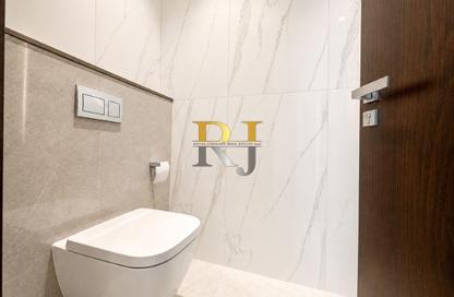 Apartment - 2 Bedrooms - 3 Bathrooms for rent in Al Jadaf Building - Al Jaddaf - Dubai