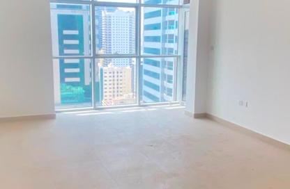 Apartment - 1 Bedroom - 3 Bathrooms for rent in Al Ferasa Tower - Al Majaz 1 - Al Majaz - Sharjah Apartment - 1 Bedroom - 3 Bathrooms for rent in Al Ferasa Tower - Al Majaz 1 - Al Majaz - Sharjah