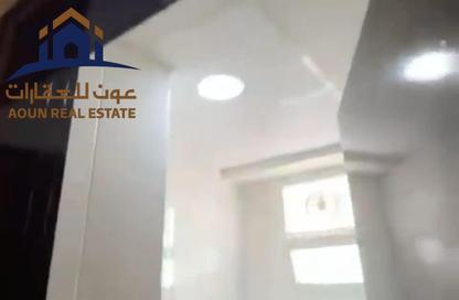 شقة - 2 غرف نوم - 2 حمامات للبيع في شارع التعاون - التعاون - الشارقة