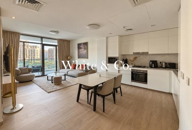 Fully Upgraded | Lagoon View| Low Floor photo 3