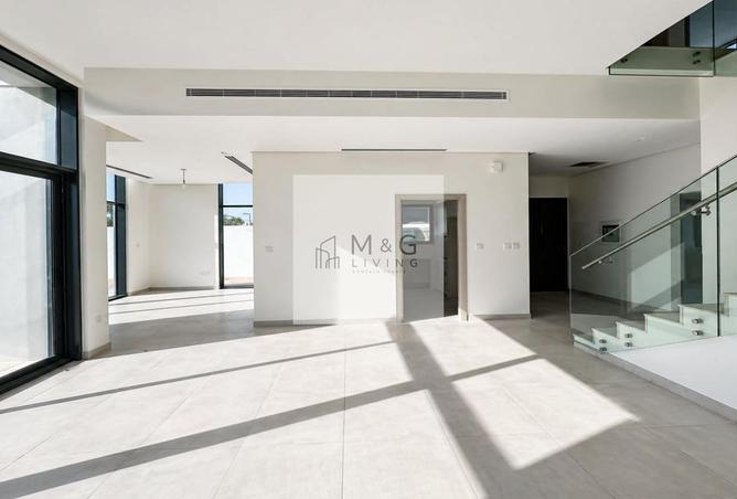 82801571 - Property Image 2